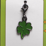 Pinsnickety Charm 1/